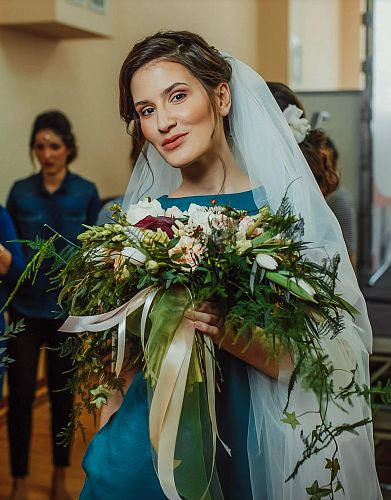 Букет невесты  100% наличие. Быстрая доставка цветов круглосуточно в Калуге.
